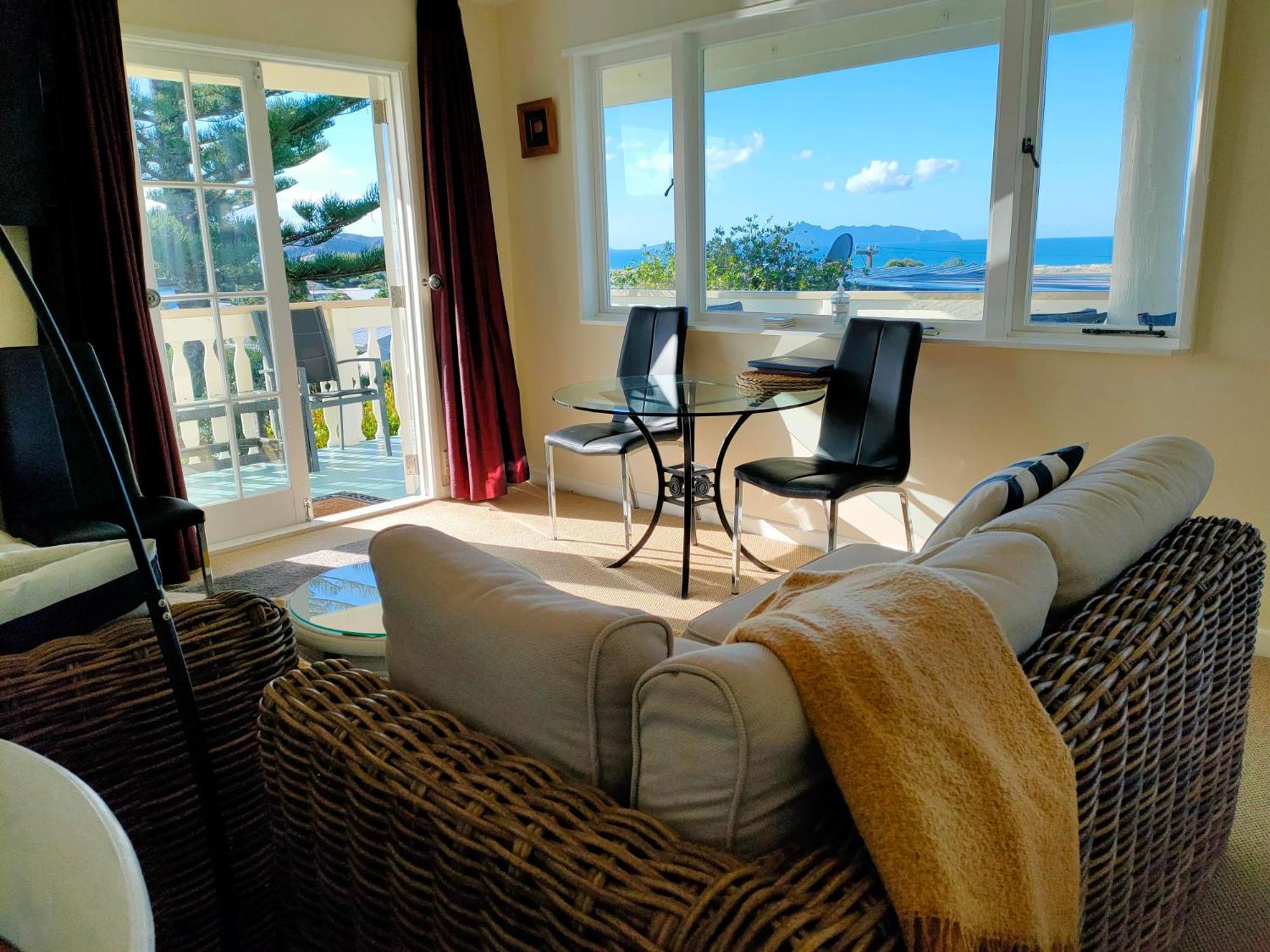 Mangawhai Lodge Экстерьер фото
