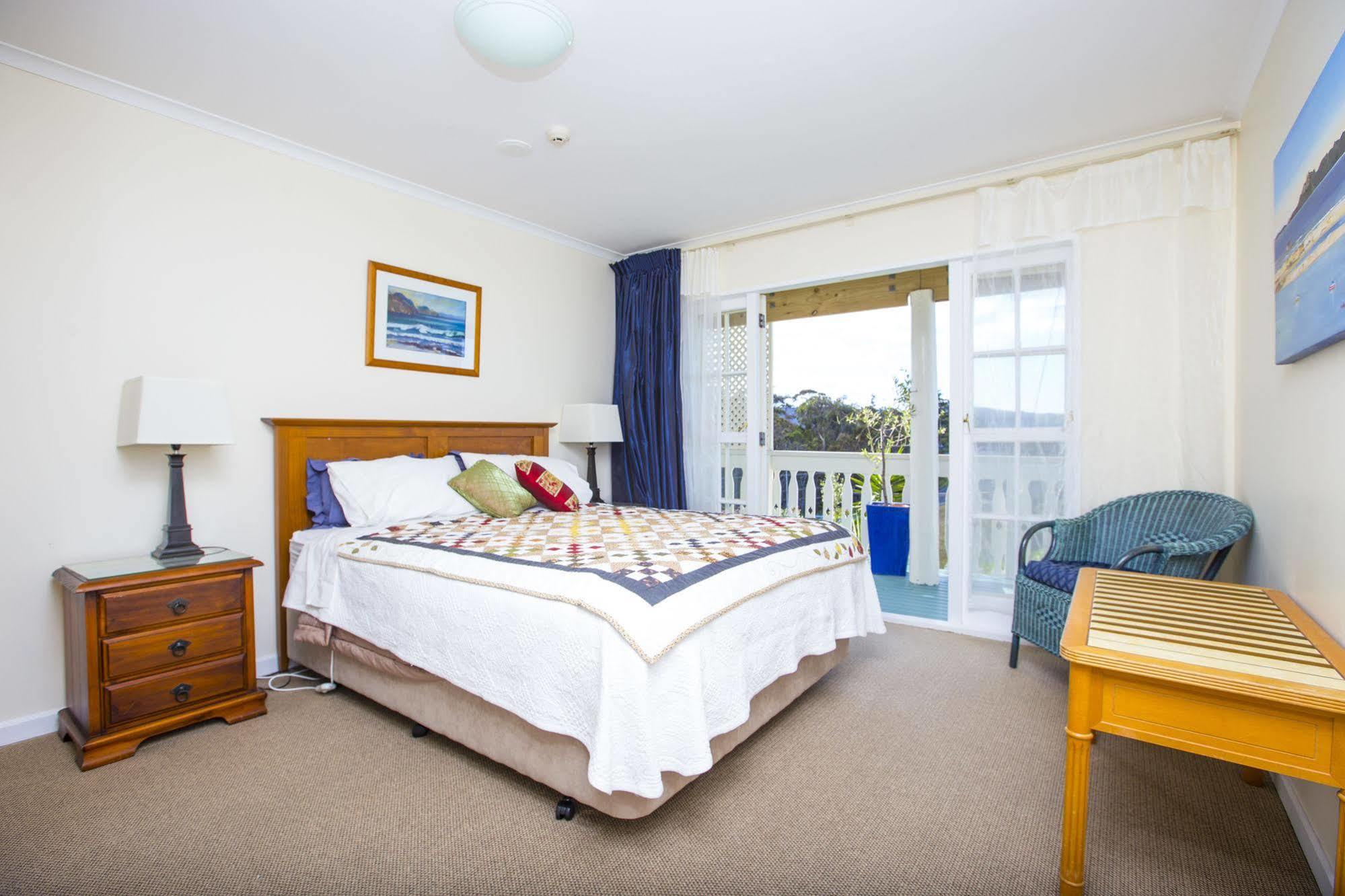 Mangawhai Lodge Экстерьер фото