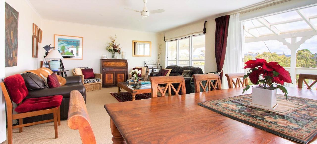 Mangawhai Lodge Экстерьер фото
